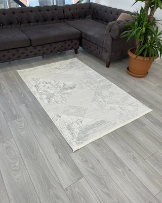 Hera Modern Patterned Machine Made Carpet Cream