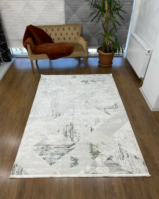 Hera Modern Patterned Machine Made Carpet Green