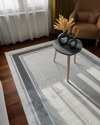 Verona Thick Frame Patterned Machine Made Carpet Gray