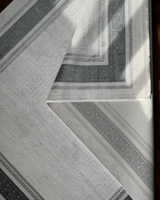 Verona Thick Frame Patterned Machine Made Carpet Gray