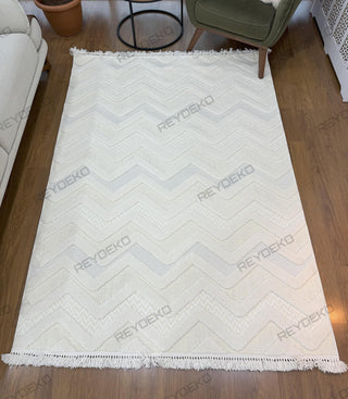 Olivia Zigzag Pattern Machine Carpet Cream