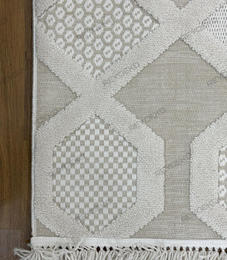 Olivia geometric pattern machine carpet beige