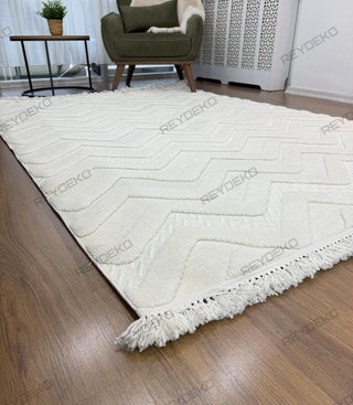 Olivia Zigzag Pattern Machine Carpet Cream