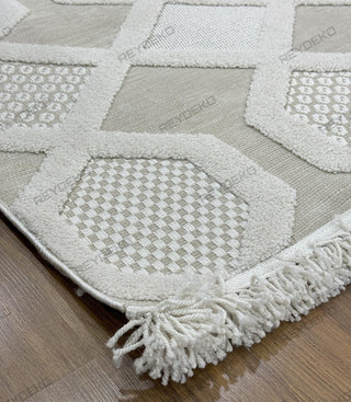 Olivia geometric pattern machine carpet beige