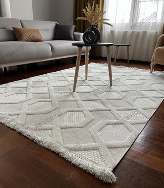 Olivia Geometric Pattern Machine Carpet Cream