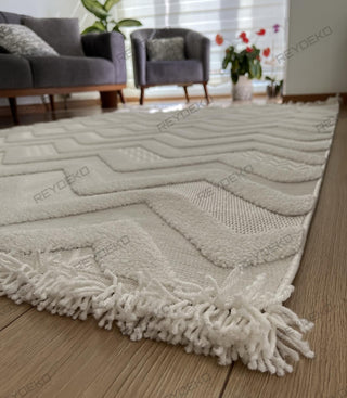 Olivia Zigzag Pattern Machine Carpet Cream