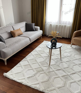 Olivia Geometric Pattern Machine Carpet Cream